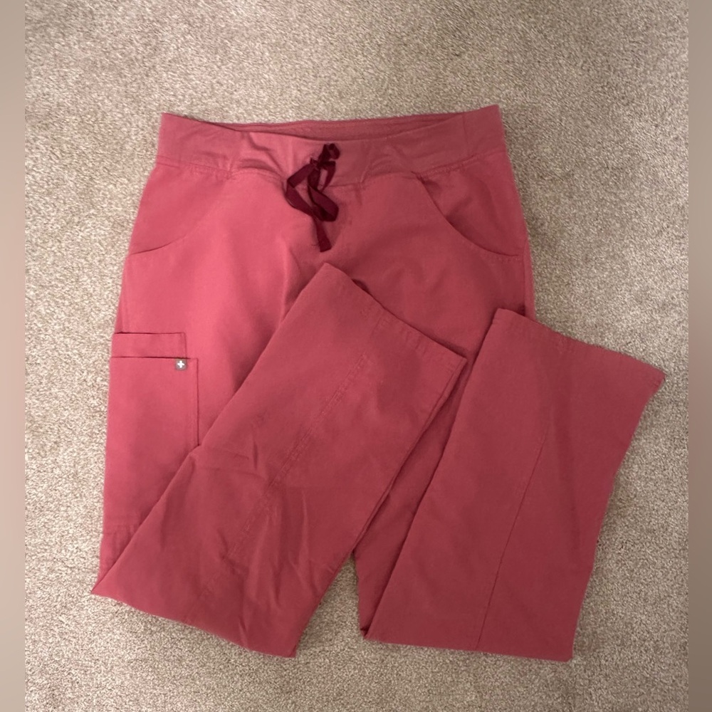 Figs Kade cargo scrub pants - size medium